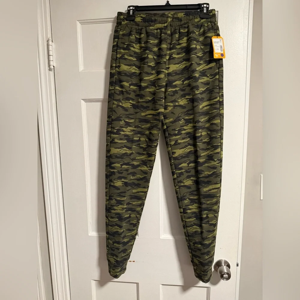 Carhartt Kids Green Jacket and jogger set NWT